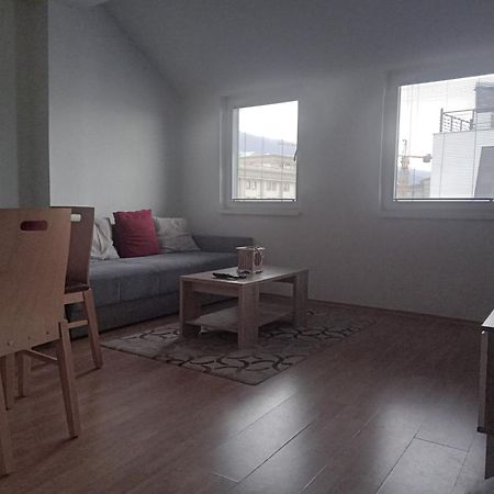 Flamanita Apartments Skopje Ngoại thất bức ảnh