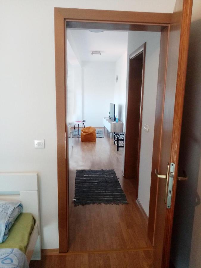 Flamanita Apartments Skopje Ngoại thất bức ảnh