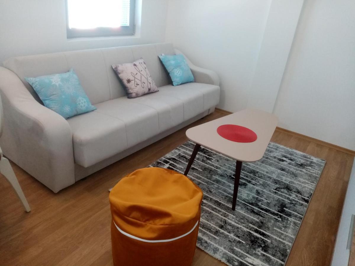 Flamanita Apartments Skopje Ngoại thất bức ảnh